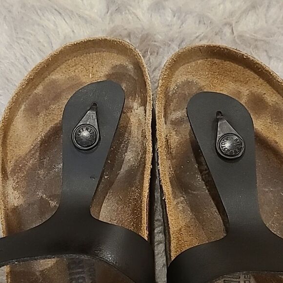 Birkenstock gizeh black‎ and tan sandals size 36 us size 5-5 1/2 - Picture 10 of 10